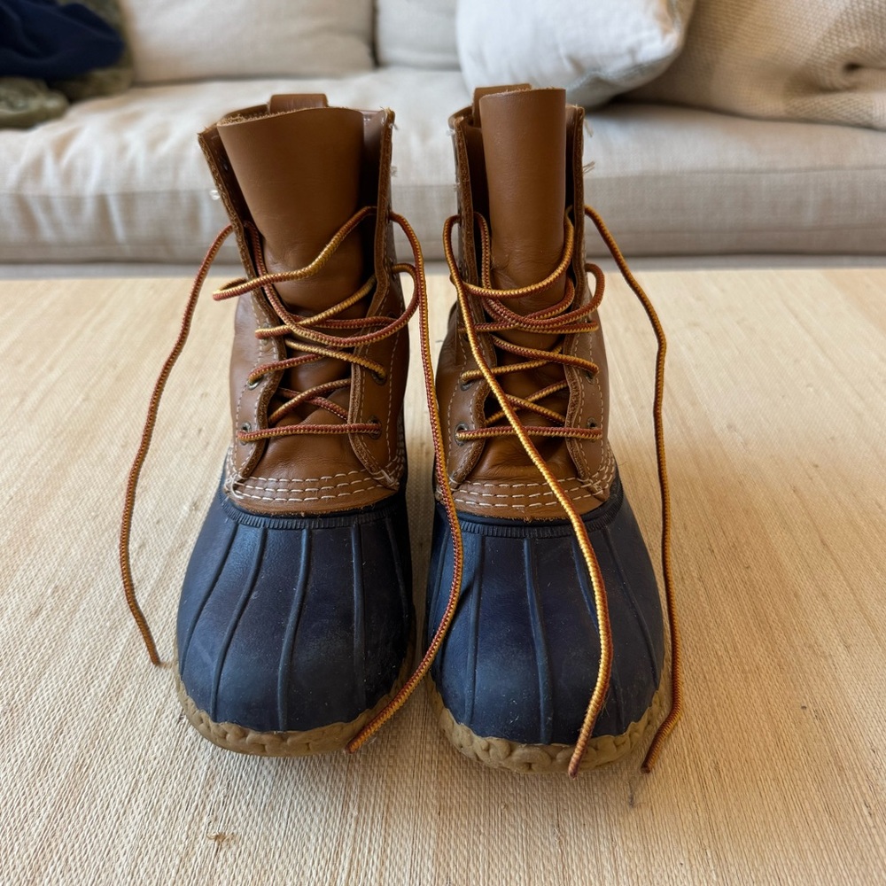 Great Condition L.L. Bean Women's Brown and Navy Duck / Bean Boots. Waterproof